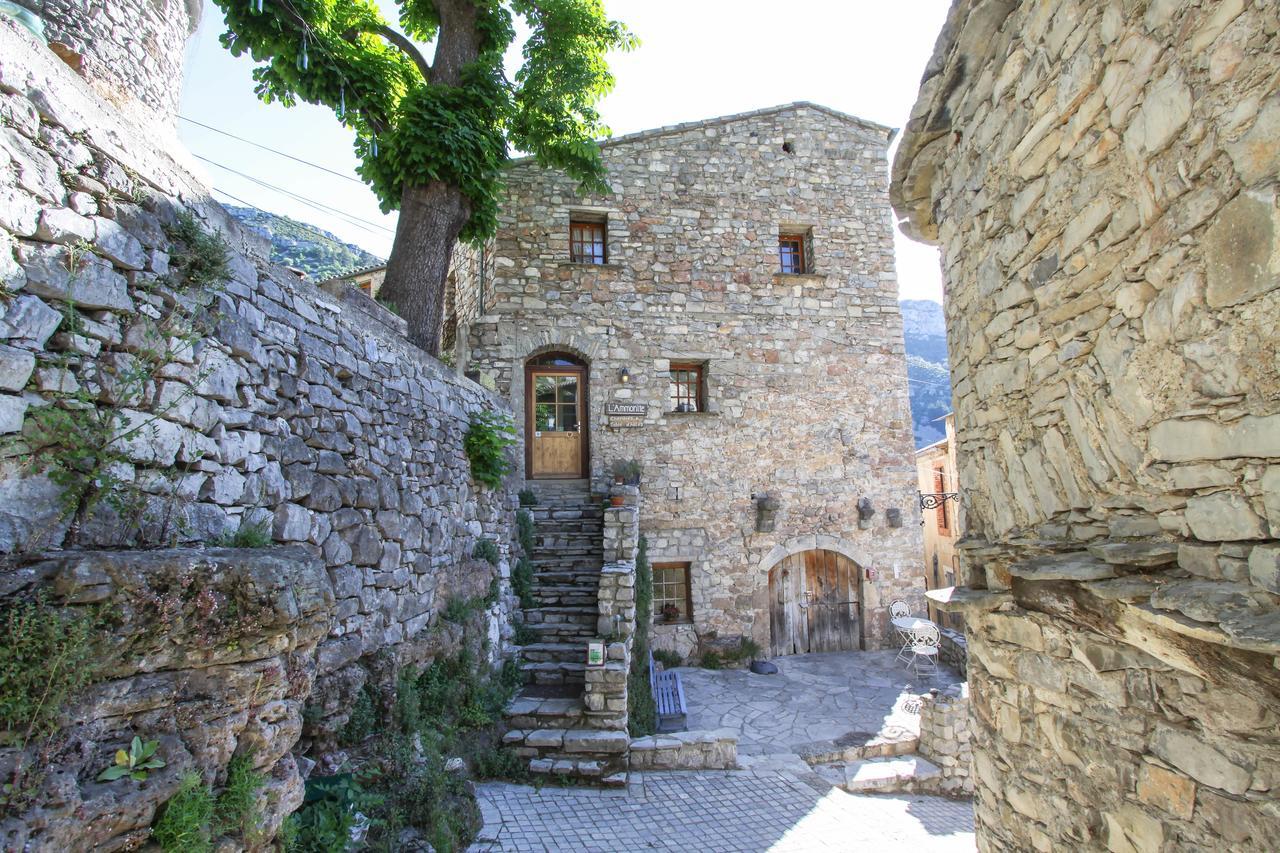 Chambre D'Hotes L'Ammonite Saint-Maurice-Navacelles Exterior foto